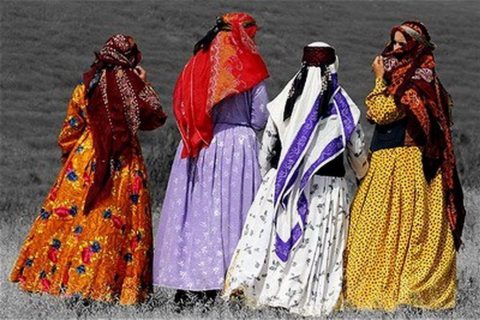 لباس های محلی مردم کرمان چگونه است؟